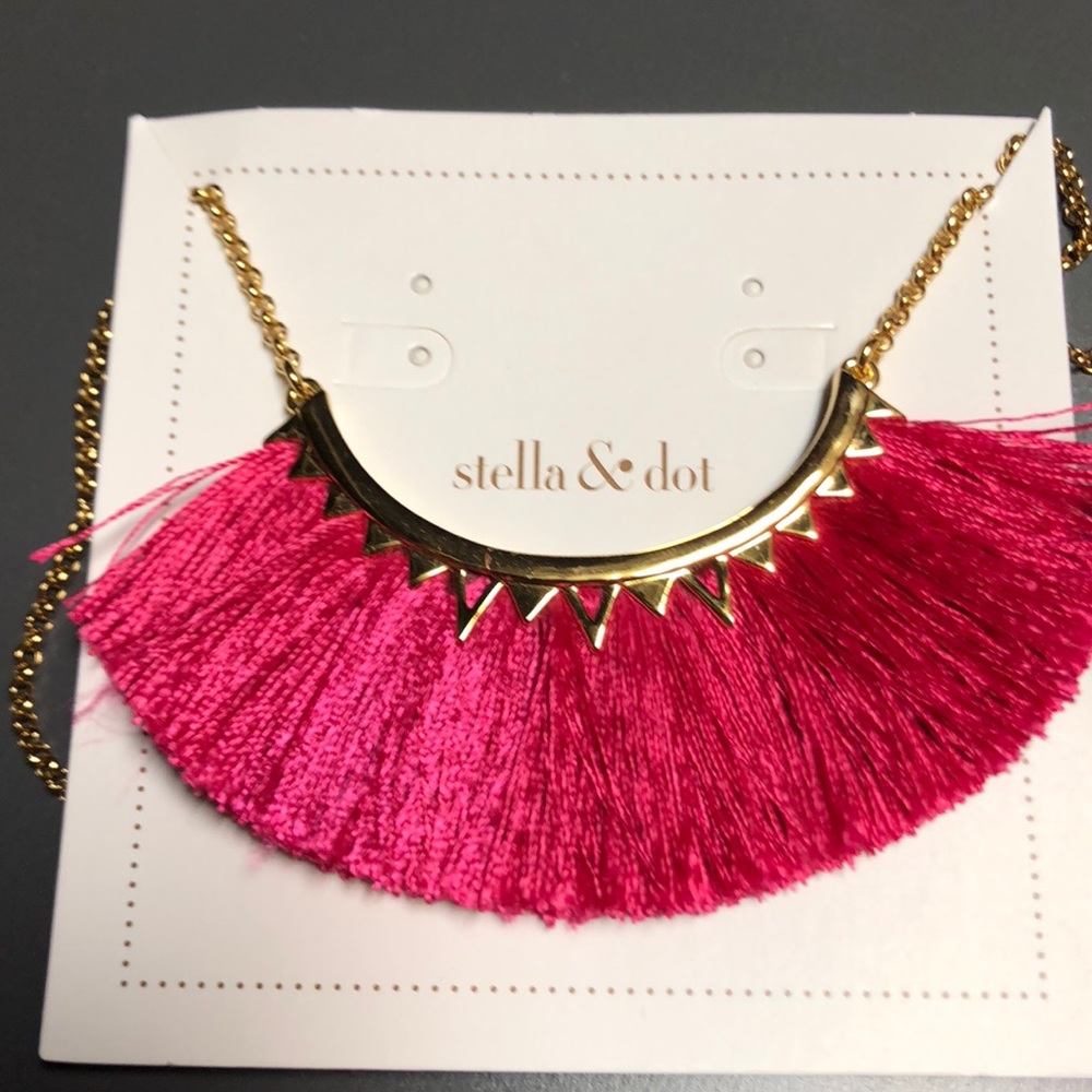 Stella & Dot Eden Fringe Necklace